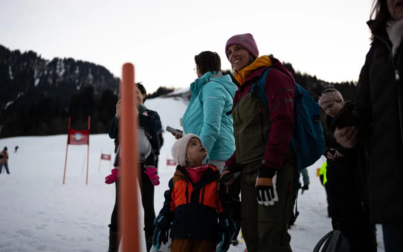 lowres_vertical_up_2026_02_28_c_peakpixelcafe_197.jpg
