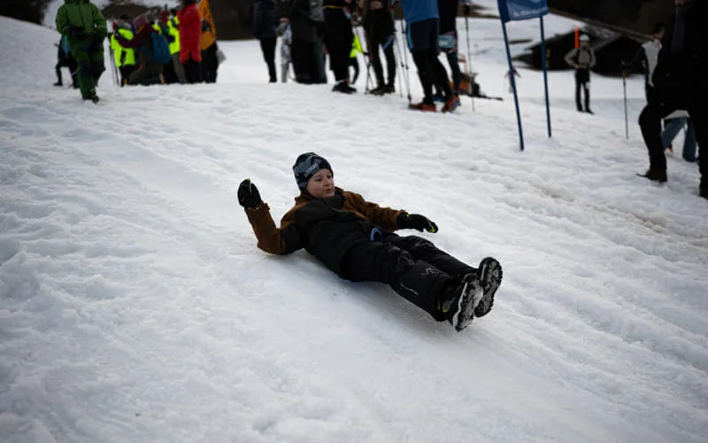 lowres_vertical_up_2026_02_28_c_peakpixelcafe_225.jpg