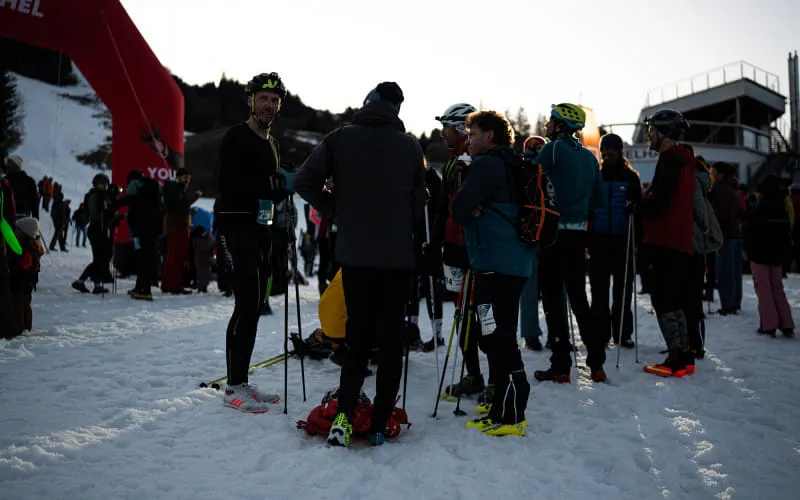 lowres_vertical_up_2026_02_28_c_peakpixelcafe_249.jpg