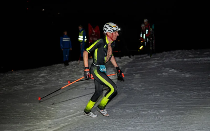 lowres_vertical_up_2026_02_28_c_peakpixelcafe_390.jpg