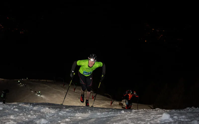 lowres_vertical_up_2026_02_28_c_peakpixelcafe_429.jpg