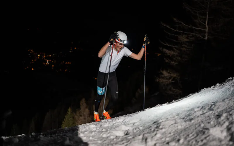 lowres_vertical_up_2026_02_28_c_peakpixelcafe_439.jpg