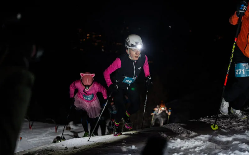 lowres_vertical_up_2026_02_28_c_peakpixelcafe_445.jpg