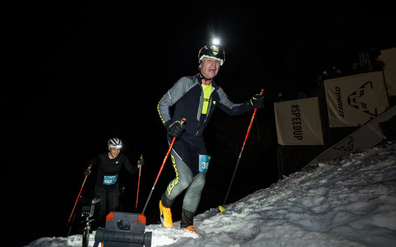 lowres_vertical_up_2026_02_28_c_peakpixelcafe_480.jpg